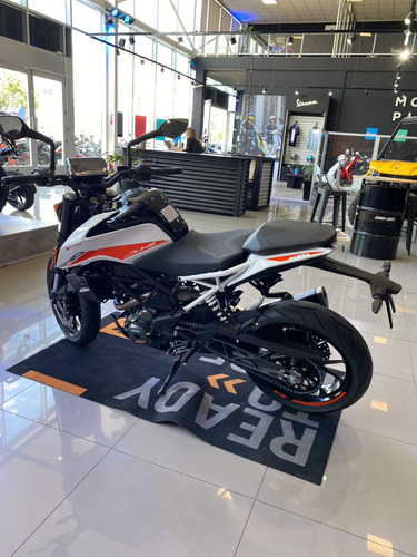 Ktm - Duke 390 | No Yamaha, No Honda, No Z400, No Kawasaki