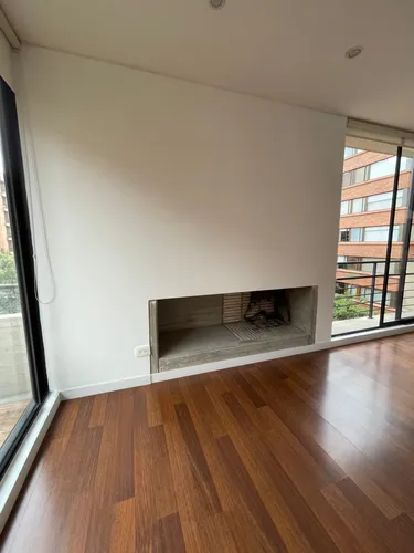 Apartamento En Arriendo En Los Rosales. Cod A21546