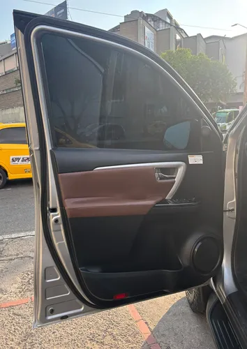 Toyota Fortuner Sw4 2.4 4x2 At Diesel