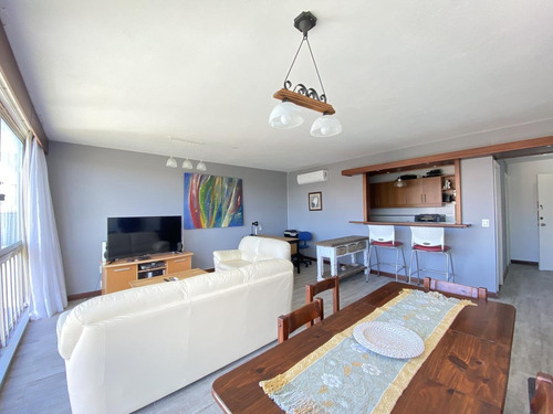 Imagen 3 de 12 de Apartamento - Playa Mansa