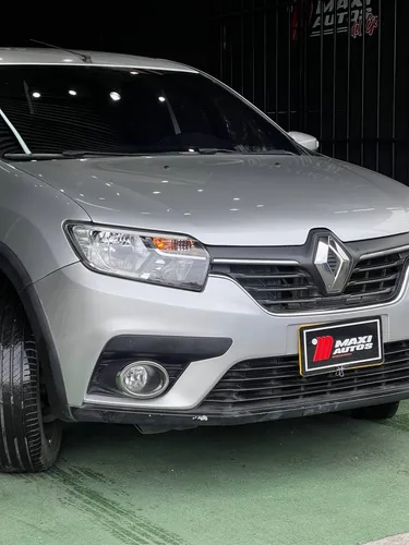 Renault Logan 1.6 Privilege / Intens