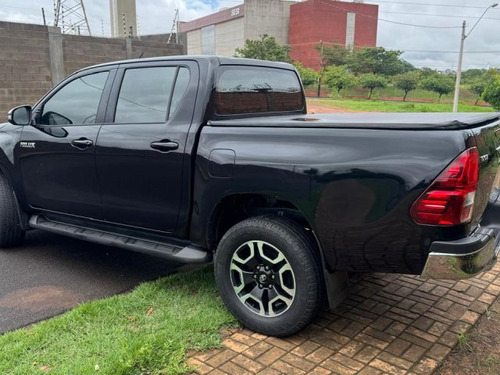 Toyota Hilux Hilux 2.7 SRV 4X2 CD 16V FLEX 4P AUTOMÁTICO