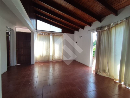 Imagen 8 de 30 de Casa En Venta De 3 Dorm. En La Florida