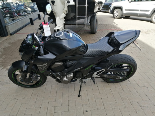 Kawasaki - Z800 - 2014