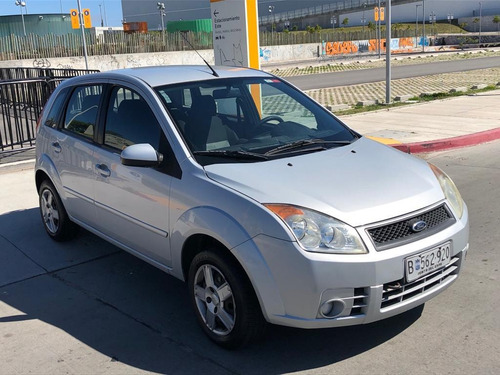 Ford Fiesta 1.6 Ambiente Mp3 2010