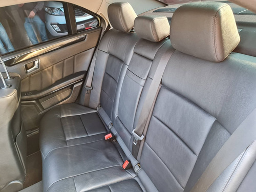 Imagem 10 de 11 de Mercedes-benz E 250 1.8 Cgi Avantgarde 16v Gasolina 4p
