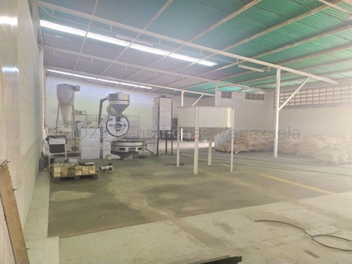 Galpón En Venta Zona Industrial 1 Barquisimeto Kenlimar Nieto 23-22033