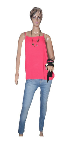 Cuesta Blanca Musculosa Modelo Borgia Fucsia