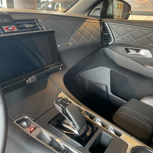 Imagen 7 de 16 de Ds 7 Crossback E-tense 4x4 300 Bastille