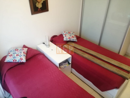 Imagen 7 de 11 de Apartamento En Venta Y Venta, Peninsula, Punta Del Este, 2 Dormitorios.