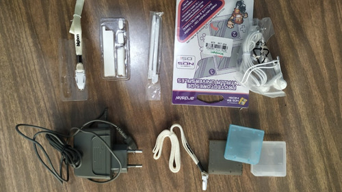 Nintendo Ds Lite + Accesorios Completos
