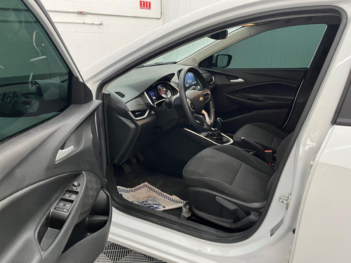 Chevrolet Onix plus 1.0 Lt 4p
