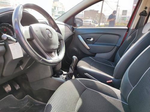 Imagen 9 de 10 de Renault Stepway 2019 1.6 Intense Mecánica