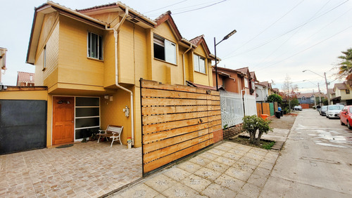 El Abrazo / Villa Las Palmeras / 4 Pte.