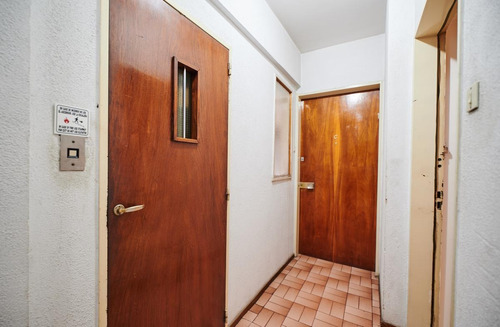 Imagen 13 de 20 de Venta - Departamento 2 Ambientes - Con Balcón - Flores Norte