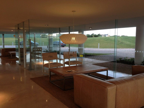 Excelente Casa En Complejo Con Todos Los Servicios Y Seguridad, Cerca De La Barra- Ref: 11536