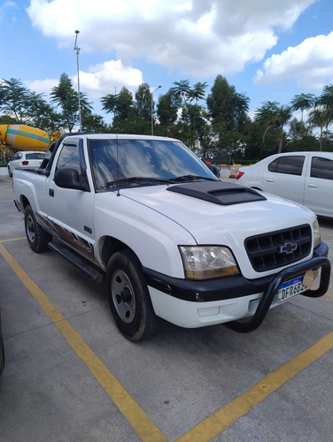 Chevrolet S10 2.4 Cab. Simples 2p