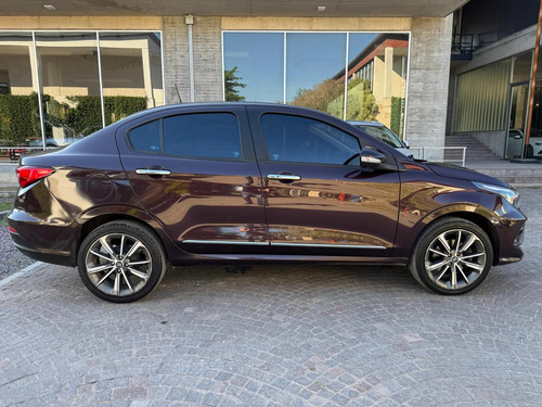 Fiat Cronos 1.8 16v Precision