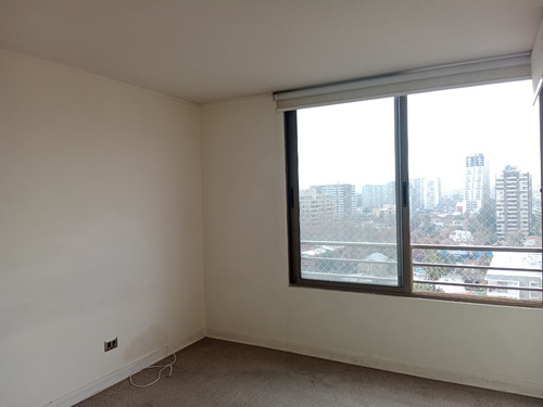 Depto En Piso 14 Con Vista Despejada Con 1d, 1b E Y B, Ñuñoa