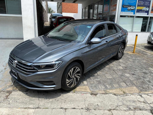 Imagen 3 de 11 de Volkswagen Jetta 2019 1.4 T Fsi Highline Tiptronic