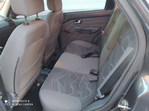 Fiat Siena 1.4 El Pack Attractive 2013