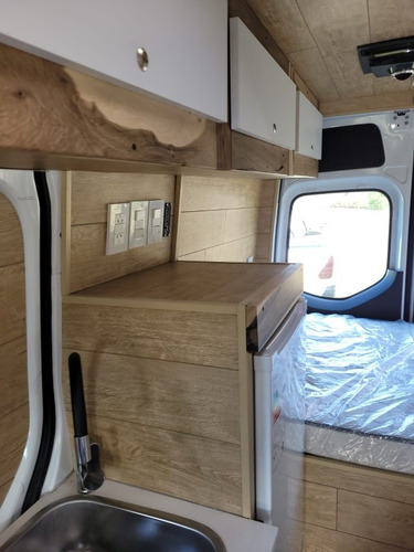 Imagen 17 de 25 de Motorhome Mercedes Benz Sprinter 0km
