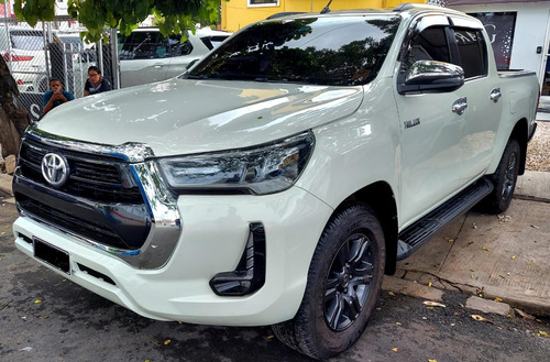 Toyota Hilux 2022 Motor 2.4 Con Poco Uso Y Super Cuidada