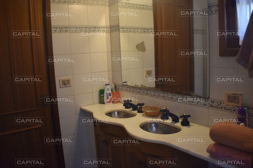 Casa En Zona Golf De Punta Del Este- Ref: 30288