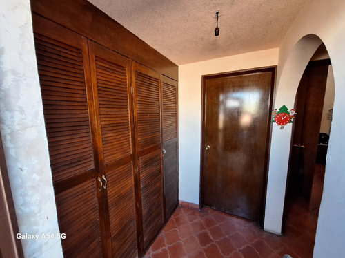 Venta Casa En Alamos Querétaro Colonia Inmejorabla Y De Prestigio Centrica