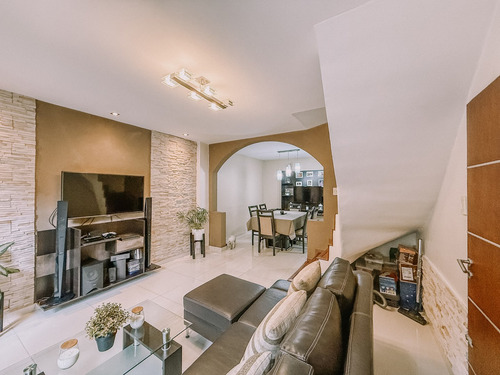 Casa Chalet En Venta En Lanús Este, Lanús, G.b.a. Zona Sur