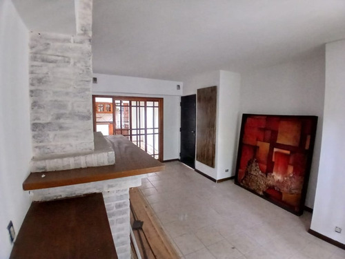 Departamento Tipo Casa En Venta Condicionada En Lanus Este