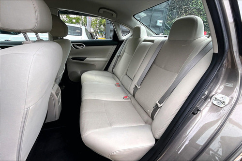 Nissan Sentra 2019