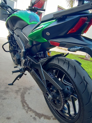 Bajaj Dominar 400 Maldonado Motos