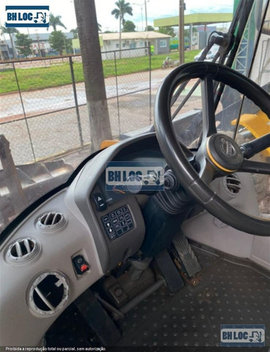 Imagem 5 de 7 de Pá Carregadeira Volvo L60f Ref.208731