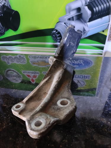 Soporte Base De Motor De Chevrolet 3.1 Buik, Century (Usado)
