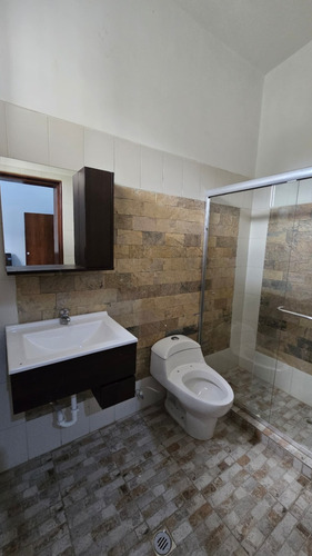 Casa En Venta En Urb El Castaño 04js