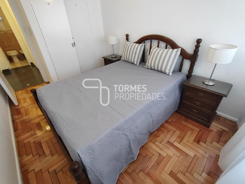 Departamento En Venta En Pleno Centro De Mar Del Plata 2 Ambientes A La Calle