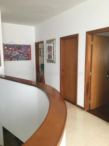 Imagen 4 de 23 de Esplendida Casa En Prados Del Este