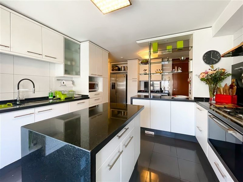 Imagen 28 de 30 de Departamento En Venta De 4 Dorm. En Las Condes