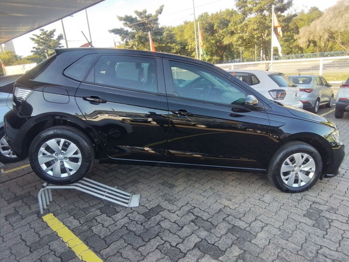 Volkswagen Polo 1.0 MPI MANUAL