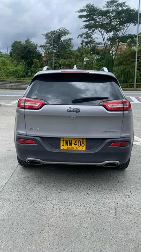 Jeep Cherokee 3.2 Limited at 3.2 4x4 modelo 2015