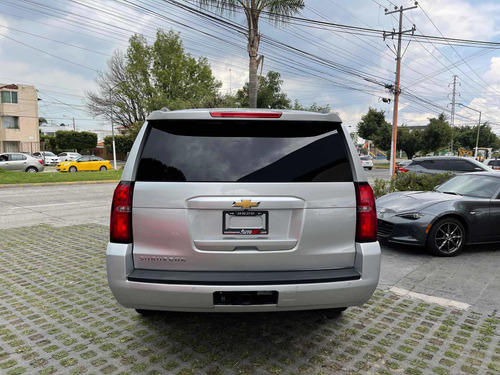 Imagen 9 de 15 de Chevrolet Suburban 5.3 Lts. Suburban