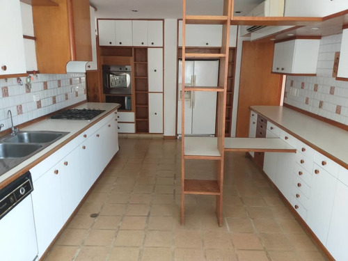 Imagen 8 de 13 de Alquiler Casa En Las Villas Lechería (solo Clientes)
