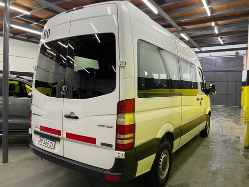 Imagen 4 de 12 de Mercedes-benz Sprinter 2.1 415 Combi 3665 150cv 9+1 Tn 2017