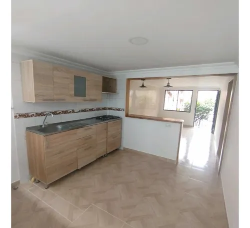 Casa Para Alquiler En Envigado- Oasis Uno