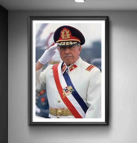 Cuadro General Augusto Pinochet 04 Madera & Vidrio 35x47 Cm