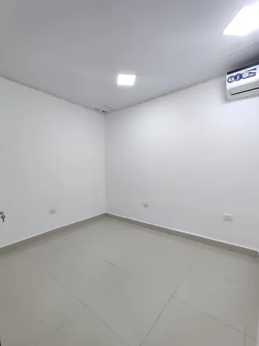 Casa-local En Arriendo En Patio Centro. Cod A24474