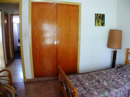 Imagen 7 de 16 de Ph Tipo Chalet 4 Ambientes. Sobre Av. C. Saavedra