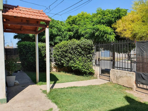 En Venta! Duplex De Dos Dormitorios En Barrio Kilometro 5