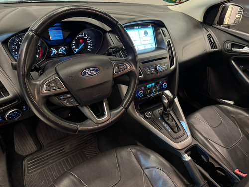 Ford Focus 2.0 SE 16V FLEX 4P POWERSHIFT